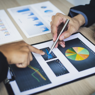 Financial Consulting Banner